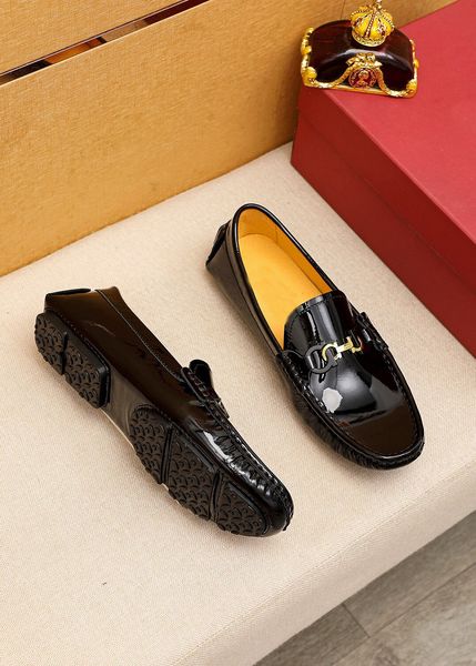2022 mens designer dress shoes gentlemen fashion business flats male brand travel walk casual comfort loafers size 38-45, Black
2022 mens designer dress shoes gentlemen fashion business flats male brand travel walk casual comfort loafers size 38-45, Black