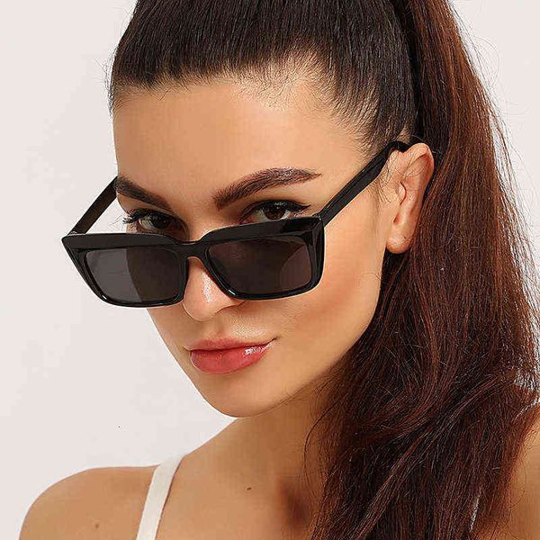 new fancy fashion men's and women's fashion street shooting sunglasses personality cool optical glass 4g5u, White;black
new fancy fashion men's and women's fashion street shooting sunglasses personality cool optical glass 4g5u, White;black