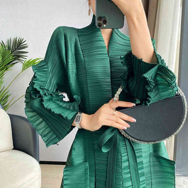casual dresses women maxi pleated dress fungus sashes full sleeve v neck loose style elegant super long spring fashion 15ak294 zf5p, Black;gray
casual dresses women maxi pleated dress fungus sashes full sleeve v neck loose style elegant super long spring fashion 15ak294 zf5p, Black;gray