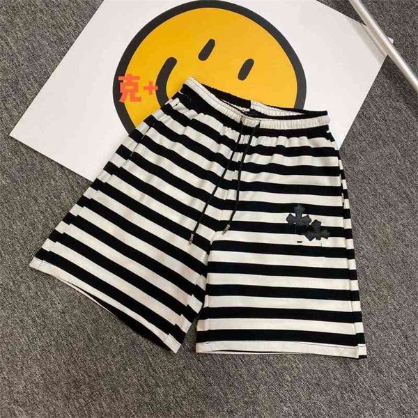 2022 new special offer ins summer men's women's black and white striped cross skin terry hem pants, White;black
2022 new special offer ins summer men's women's black and white striped cross skin terry hem pants, White;black