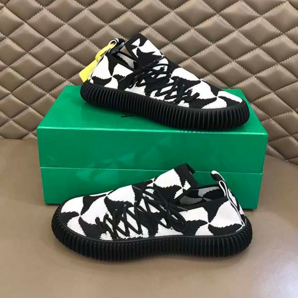 2022 shoe sneaker platform classic suede leather sneakers sports tennis shoes for men fabric summer running shoes green black
2022 shoe sneaker platform classic suede leather sneakers sports tennis shoes for men fabric summer running shoes green black