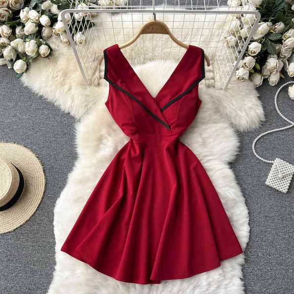 casual dresses nightclub women's low cut v-neck open back a-shaped dress temperament slim short skirt re5e, Black;gray
casual dresses nightclub women's low cut v-neck open back a-shaped dress temperament slim short skirt re5e, Black;gray