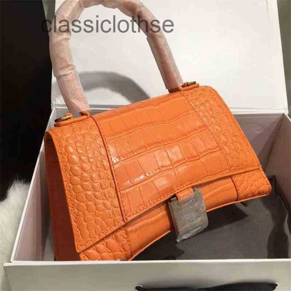 designer balencaigass luxury paris handags family hourglass women's light high version underarm leather cross carryingutton shoulder
designer balencaigass luxury paris handags family hourglass women's light high version underarm leather cross carryingutton shoulder