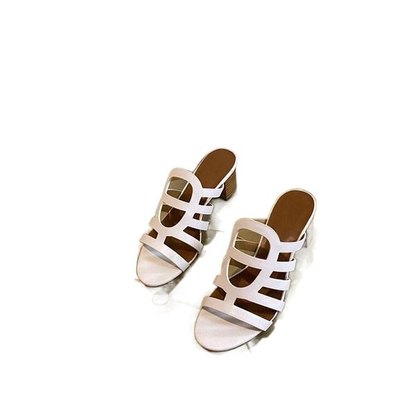 cowhide sheepskin inside slides classic women sandals chunky heels outdoor italy star same style leather outsole slippers with original box, Black
cowhide sheepskin inside slides classic women sandals chunky heels outdoor italy star same style leather outsole slippers with original box, Black