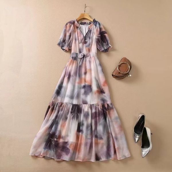 european and american women's summer 2022 new ink printing with v-neck short sleeves fashionable pleated dress, Black;gray
european and american women's summer 2022 new ink printing with v-neck short sleeves fashionable pleated dress, Black;gray
