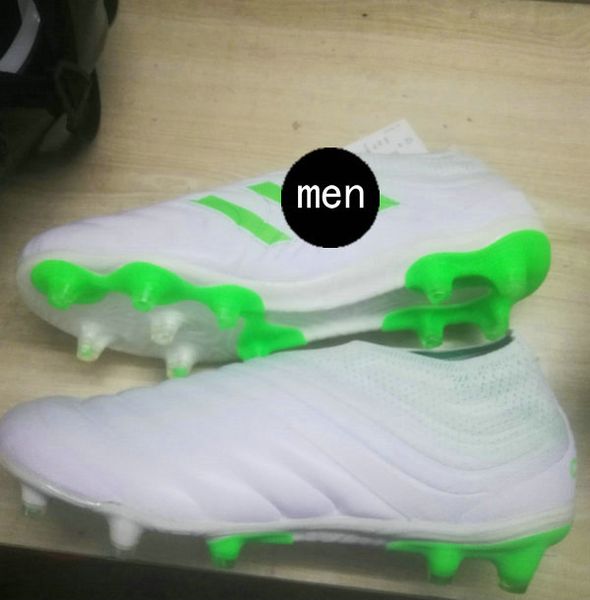 2021 boots copa 19+ fg mens soccer shoe knitted shoelace virtuso set white and green spiked men football shoe sport sneakers
2021 boots copa 19+ fg mens soccer shoe knitted shoelace virtuso set white and green spiked men football shoe sport sneakers