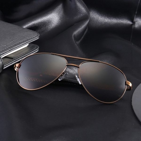 men's vintage big frame sunglasses polarized sunglasses for outdoor cycling, White;black
men's vintage big frame sunglasses polarized sunglasses for outdoor cycling, White;black