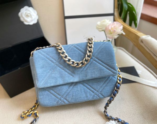 women's designers shoulder bag luxury tote purse handbag message bags cluth classic genuine leather crossbody original box size 26cm co
women's designers shoulder bag luxury tote purse handbag message bags cluth classic genuine leather crossbody original box size 26cm co