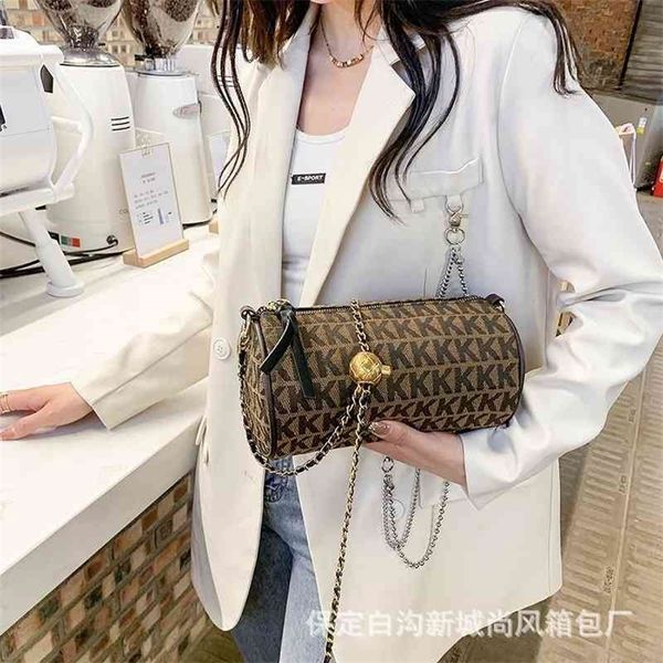 cylinder women's 2022 new boston style single shoulder diagonal cross fashion letter chain bag 50% off factory onlines
cylinder women's 2022 new boston style single shoulder diagonal cross fashion letter chain bag 50% off factory onlines