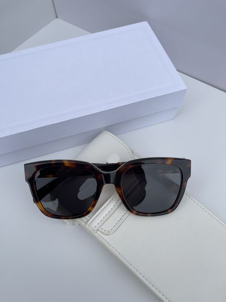 sunglasses french luxury design ladies toad large glasses frame cl4s222 fashion, White;black
sunglasses french luxury design ladies toad large glasses frame cl4s222 fashion, White;black