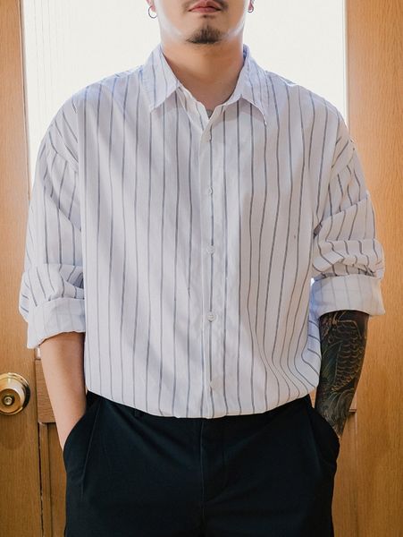 extended sizes men striped print drop shoulder shirt m74n#, White;black
extended sizes men striped print drop shoulder shirt m74n#, White;black