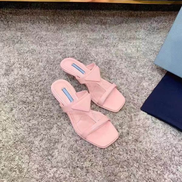 luxuries designer women's slippers sandals shoes slide summer fashion wide flat flip flops with box size, Black
luxuries designer women's slippers sandals shoes slide summer fashion wide flat flip flops with box size, Black