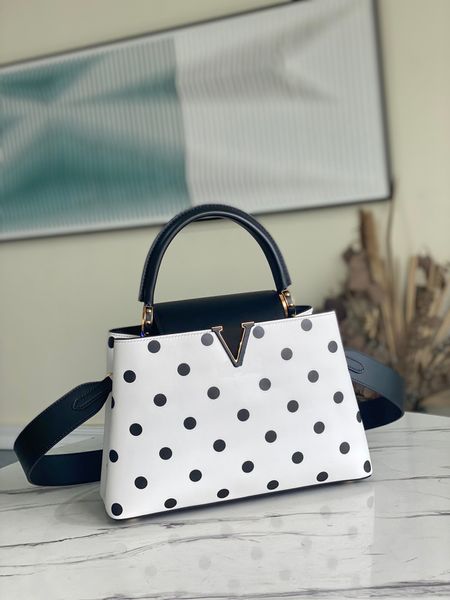 luxurys designers bags handbags purses woman fashion classic capucines mm shoulder crossbody bag
luxurys designers bags handbags purses woman fashion classic capucines mm shoulder crossbody bag