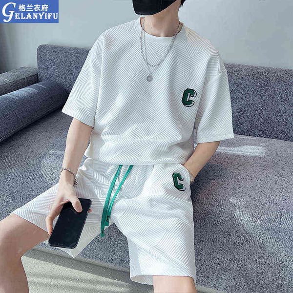 casual sportswear is fashionable and versatile summer leisure fashion suit men's short sleeve t-shirt with shorts 2022 new ruffian hand, Gray
casual sportswear is fashionable and versatile summer leisure fashion suit men's short sleeve t-shirt with shorts 2022 new ruffian hand, Gray