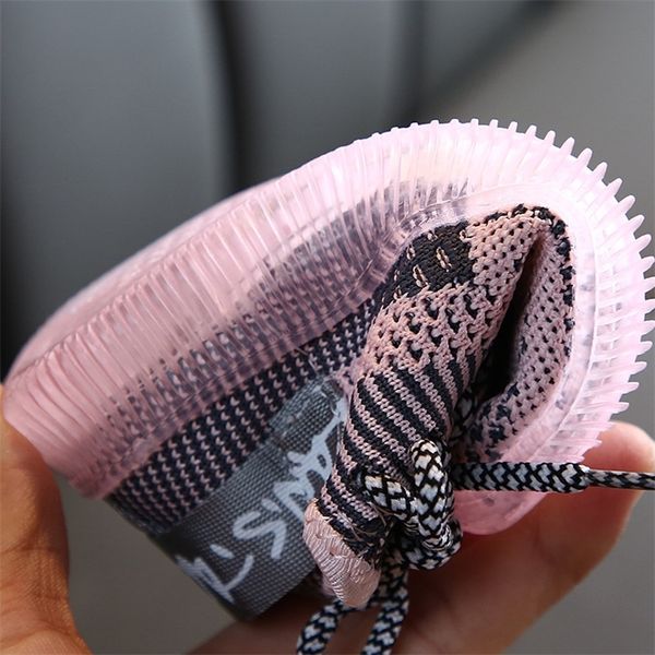 children's sports shoes autumn net red shoes fashion boy coconut shoes girls mesh light kids sneakers lj201202, Black;red
children's sports shoes autumn net red shoes fashion boy coconut shoes girls mesh light kids sneakers lj201202, Black;red