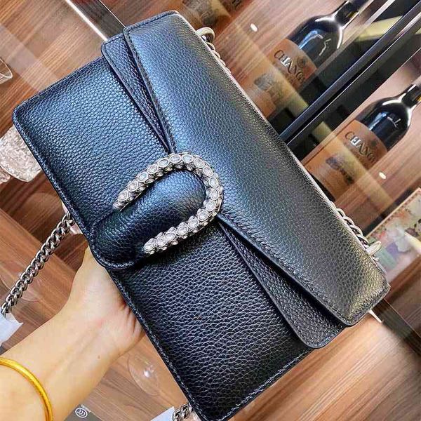 luxury designers lady fashion women shoulder bag totes cross body genuine leather retro purse wallets evening clutch handbags
luxury designers lady fashion women shoulder bag totes cross body genuine leather retro purse wallets evening clutch handbags