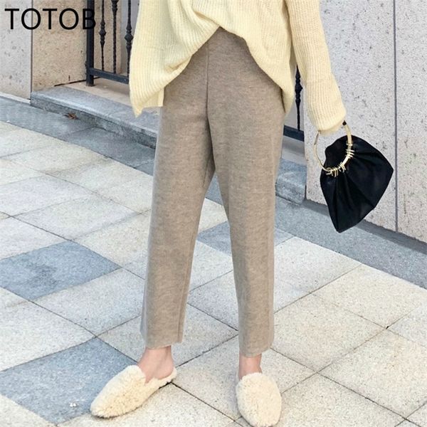 grandma pants women's autumn and winter knitted highwaist loose radish pants 2020 new straight ninepoint casual wideleg pants t200422, Black;white
grandma pants women's autumn and winter knitted highwaist loose radish pants 2020 new straight ninepoint casual wideleg pants t200422, Black;white