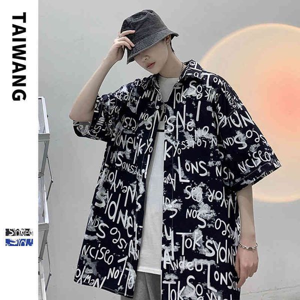 22 new american fashion brand graffiti letters over printed loose casual shirts, White;black
22 new american fashion brand graffiti letters over printed loose casual shirts, White;black
