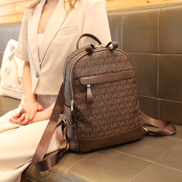 luxury desiginer bags vintage printed backpack women large capacity commuter backpacks schoolbag travel bag simple korean lightweight fashio
luxury desiginer bags vintage printed backpack women large capacity commuter backpacks schoolbag travel bag simple korean lightweight fashio