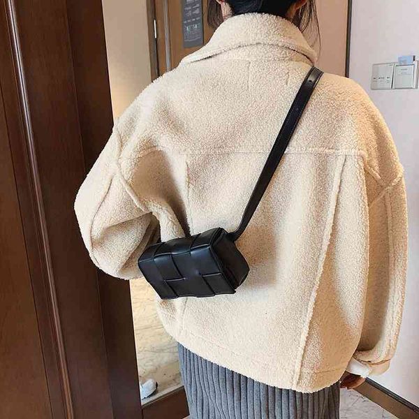 original edition designer handbags bottegas's venetass handbag fashion woven women's square soft leather single shoulder version f 
original edition designer handbags bottegas's venetass handbag fashion woven women's square soft leather single shoulder version f