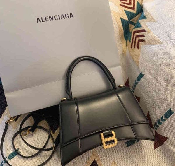 women fashion bbalencaaigs handbags 2022 star same bag character leather shoulder versatile b family crocodile
women fashion bbalencaaigs handbags 2022 star same bag character leather shoulder versatile b family crocodile