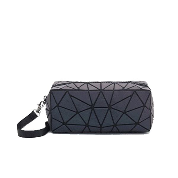 diomo comestic bags women designer fashion luminous geometric purse ladies make up bag wristlets for girls 220506
diomo comestic bags women designer fashion luminous geometric purse ladies make up bag wristlets for girls 220506