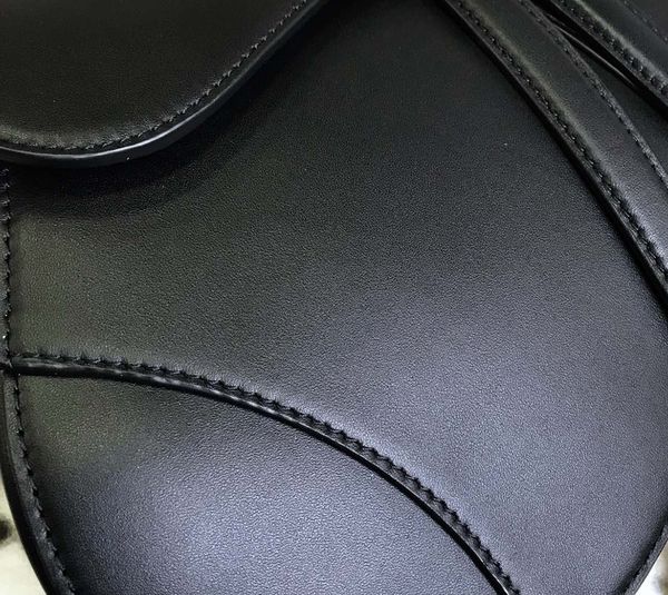 hasp palm grain cross body bags plain matte black handbag brand totes luxury shoulder bags genuine leather fabric bag casual tote purse
hasp palm grain cross body bags plain matte black handbag brand totes luxury shoulder bags genuine leather fabric bag casual tote purse