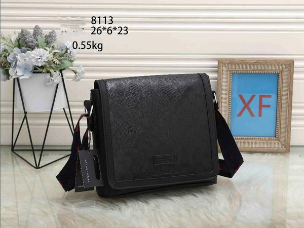 famous luxury shoulder bag classic designer men messenger bags briefcase cross body bag school bookbag 8113
famous luxury shoulder bag classic designer men messenger bags briefcase cross body bag school bookbag 8113