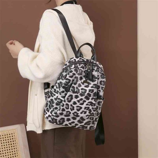 soft leather texture personalized backpack style women's bag autumn and winter bags, Red;black
soft leather texture personalized backpack style women's bag autumn and winter bags, Red;black