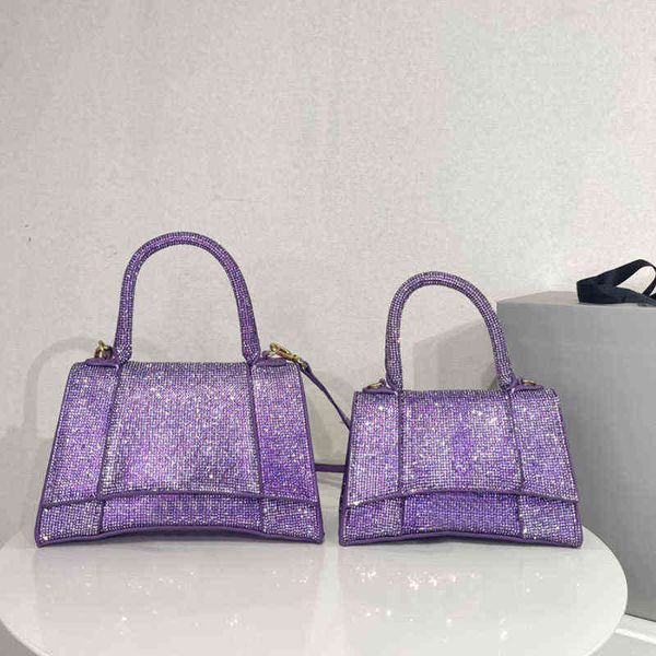 classic hourglass handbag rhinestone inlaid tote bag shoulder crossbody bags removable strap cowhide leather fashion letter
classic hourglass handbag rhinestone inlaid tote bag shoulder crossbody bags removable strap cowhide leather fashion letter