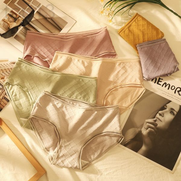women's panties designer cotton women's underwear middle waist cotton crotch breathable girlish fashion student briefs large c05q, Black;pink
women's panties designer cotton women's underwear middle waist cotton crotch breathable girlish fashion student briefs large c05q, Black;pink