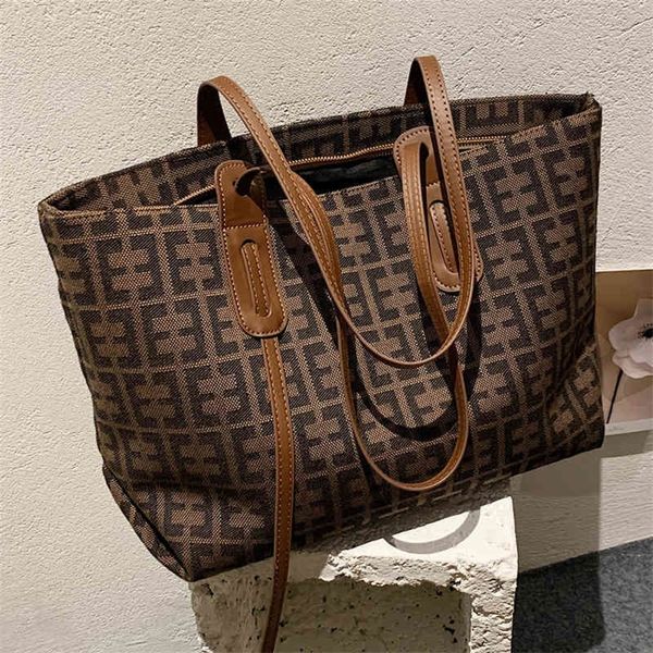 super low discount live women's capacity foreign style letter one shoulder large bag printed versatile commuter tote bag
super low discount live women's capacity foreign style letter one shoulder large bag printed versatile commuter tote bag