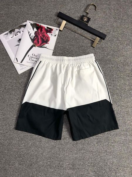 summer mens swimwear shorts designer leisure sports man trunks swim seaside lady women swimming beach pants square geometric pattern.one6
summer mens swimwear shorts designer leisure sports man trunks swim seaside lady women swimming beach pants square geometric pattern.one6