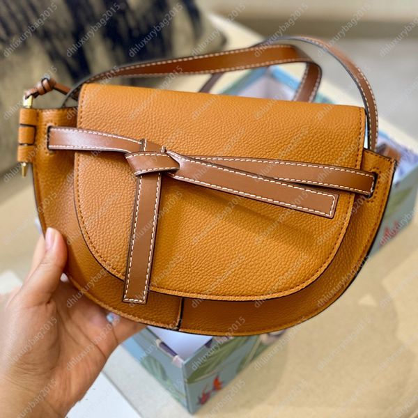 mini luxury designer bag leather shoulder bags women original saddle adjustable straps crossbody plain card holders cosmetic cases
mini luxury designer bag leather shoulder bags women original saddle adjustable straps crossbody plain card holders cosmetic cases