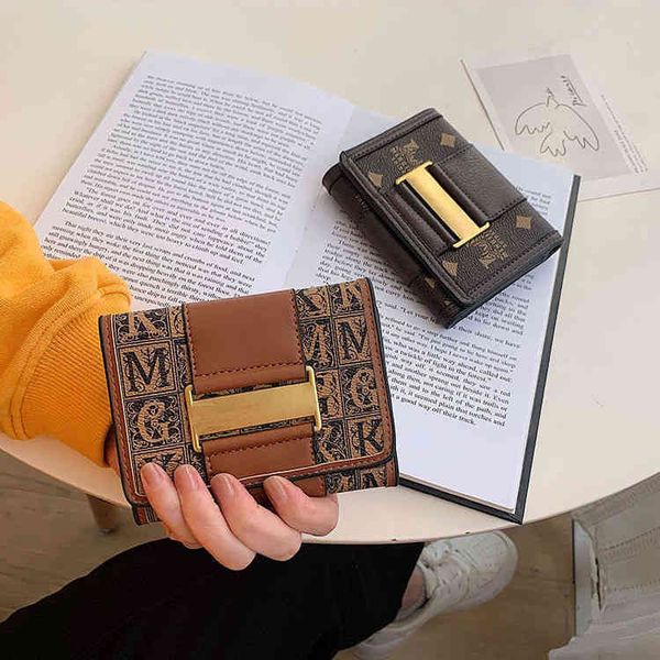 designer leather card wallet europe and america fashion brands women's long new fashion printing versatile buckle folding wallet person, Red;black
designer leather card wallet europe and america fashion brands women's long new fashion printing versatile buckle folding wallet person, Red;black