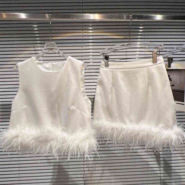 premium summer arrivals sleeveless neck feathers tassel vest high waist short skirt two piece set women gf275, White
premium summer arrivals sleeveless neck feathers tassel vest high waist short skirt two piece set women gf275, White