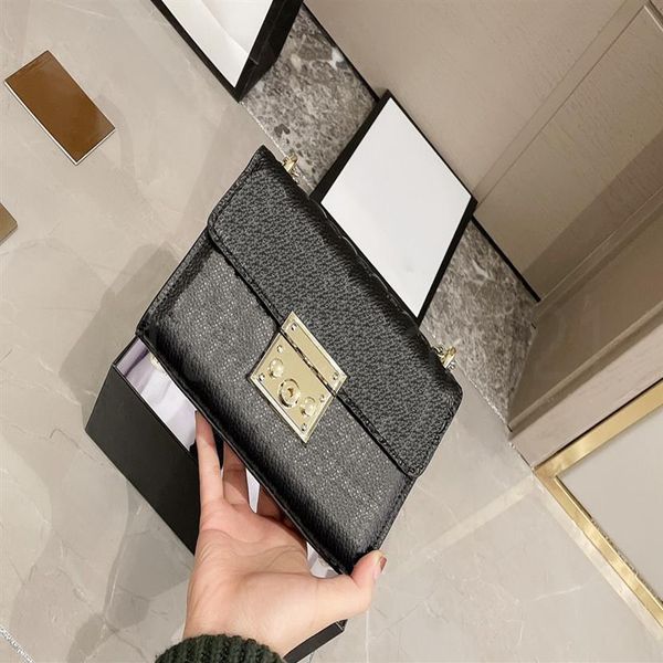 2021 the new luxury designers lady belt cowhide patchwork purses lock plain lattice cover coin fashion quilting clutch bags handba271t, Red;black
2021 the new luxury designers lady belt cowhide patchwork purses lock plain lattice cover coin fashion quilting clutch bags handba271t, Red;black