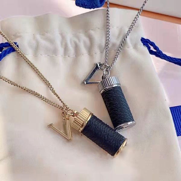 luxurys designer necklace classic letter graffiti exquisite workmanship high-end fashion personality essential trend gift for women and men, Silver
luxurys designer necklace classic letter graffiti exquisite workmanship high-end fashion personality essential trend gift for women and men, Silver