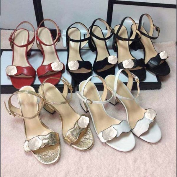 classics designer shoe women shoes sandals luxurious fashion beach thick bottom slippers alphabet lady sandals leather high heel shoes slide, Black
classics designer shoe women shoes sandals luxurious fashion beach thick bottom slippers alphabet lady sandals leather high heel shoes slide, Black