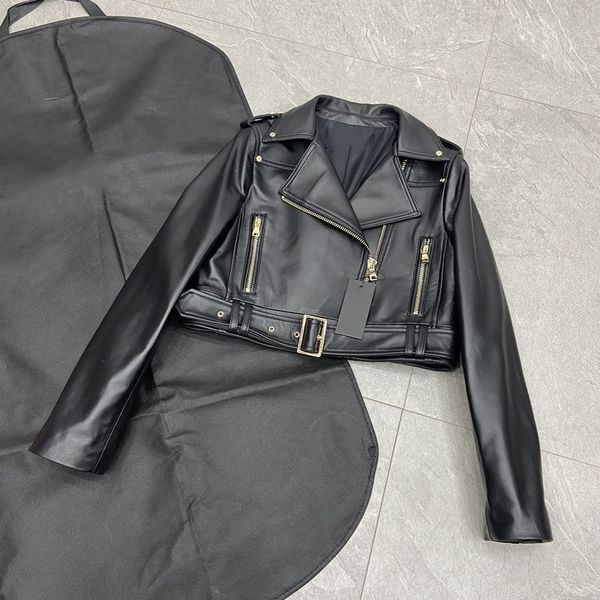woman coats natural sheepskin leather fashion female motorcycle jacket real leather jackets h624, Black
woman coats natural sheepskin leather fashion female motorcycle jacket real leather jackets h624, Black