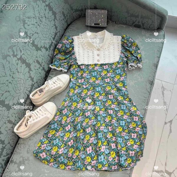 casual dresses designer spring and summer 2022 new lapel bubble sleeve with diamond lace decoration french tea break broken flower mulberry, Black;gray
casual dresses designer spring and summer 2022 new lapel bubble sleeve with diamond lace decoration french tea break broken flower mulberry, Black;gray