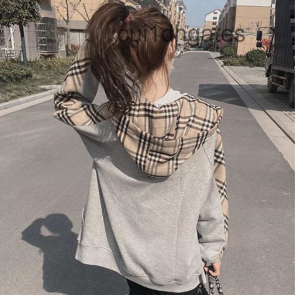 2022 designer b br coats and hoodie net red spring plaid contrast color stitching hooded thin coat sweater loose student baseball jacket wom, Black
2022 designer b br coats and hoodie net red spring plaid contrast color stitching hooded thin coat sweater loose student baseball jacket wom, Black