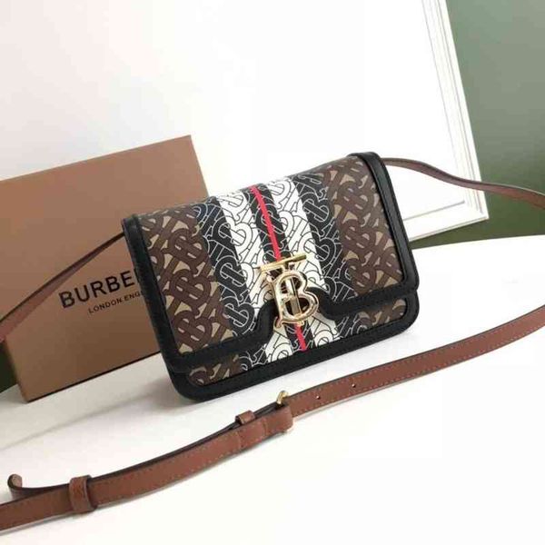 designer handbags burbrerys high end custom horizontal canvas collage buckle messenger single shoulder printed letters leather small square
designer handbags burbrerys high end custom horizontal canvas collage buckle messenger single shoulder printed letters leather small square