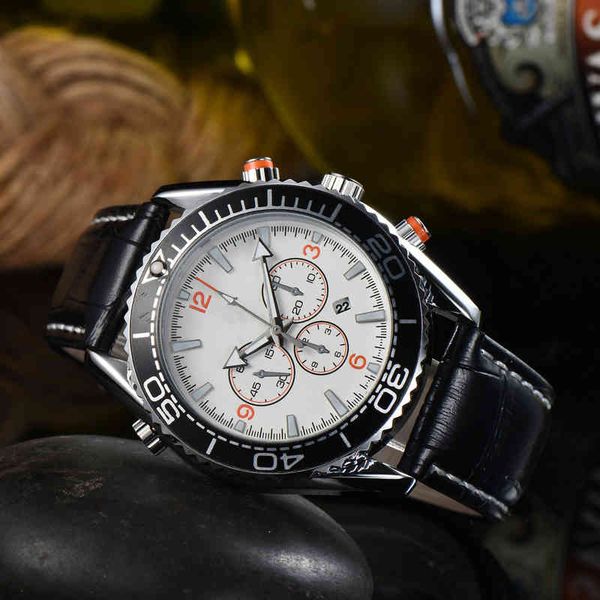 designer watches ro lexs watch movement 5a men master watch watches wristwatch fashion designer three eye steel belt fd47, Black;brown
designer watches ro lexs watch movement 5a men master watch watches wristwatch fashion designer three eye steel belt fd47, Black;brown