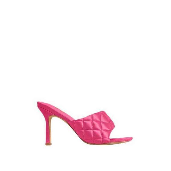 sandals luxury square toe high heels diamond shape print thin heeled slippers summer women shoes 220316, Black
sandals luxury square toe high heels diamond shape print thin heeled slippers summer women shoes 220316, Black