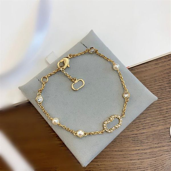 charm chain bracelet exquisite jewelry designers women fashion style bracelets lovers party birthday engagement wedding gift hight239d, Golden;silver
charm chain bracelet exquisite jewelry designers women fashion style bracelets lovers party birthday engagement wedding gift hight239d, Golden;silver