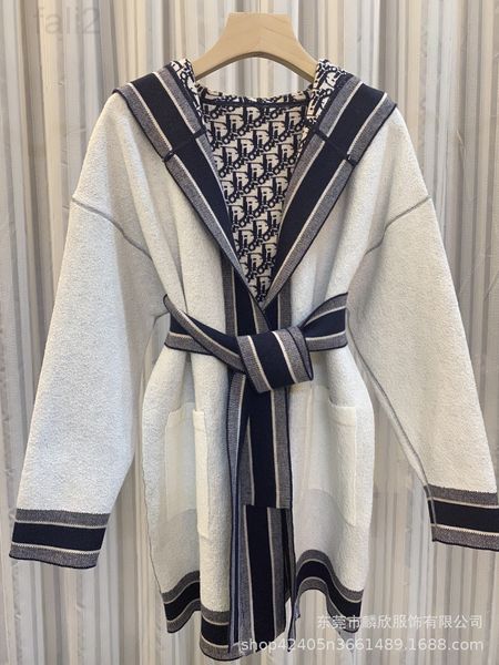 women's sweaters designer 22 early spring new double-sided hooded belt cardigan coat sweater old flower full printed letter towel femal, White;black
women's sweaters designer 22 early spring new double-sided hooded belt cardigan coat sweater old flower full printed letter towel femal, White;black