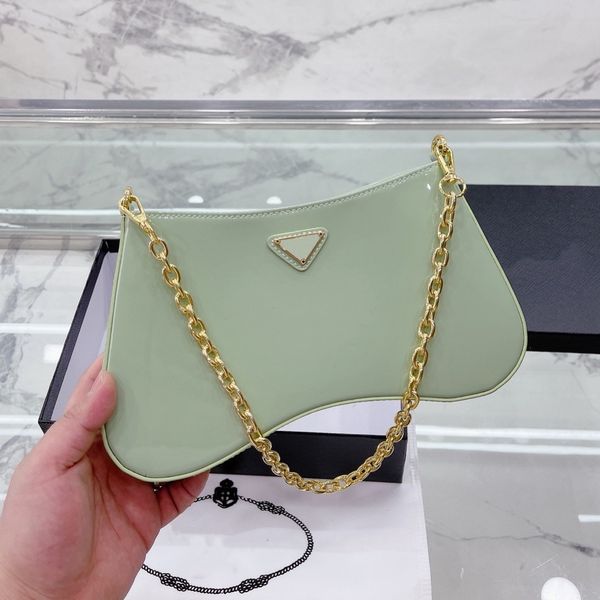 5 color women shoulder bags ladies chain crossbody bag patent leather heart shape design luxury chains handbag famous designer underarm wall
5 color women shoulder bags ladies chain crossbody bag patent leather heart shape design luxury chains handbag famous designer underarm wall