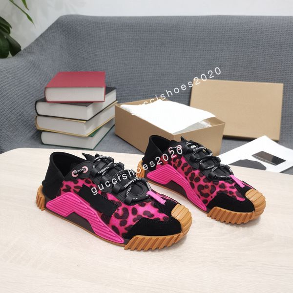 2022 men casual shoes women sneakers comfort white black golden genuine leather outdoor dress shoes, Black;red
2022 men casual shoes women sneakers comfort white black golden genuine leather outdoor dress shoes, Black;red