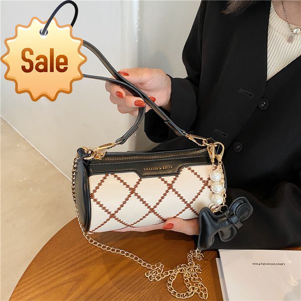 small 2022 new simple rhombic chain women fashion temperament messenger leather shoulder bags
small 2022 new simple rhombic chain women fashion temperament messenger leather shoulder bags